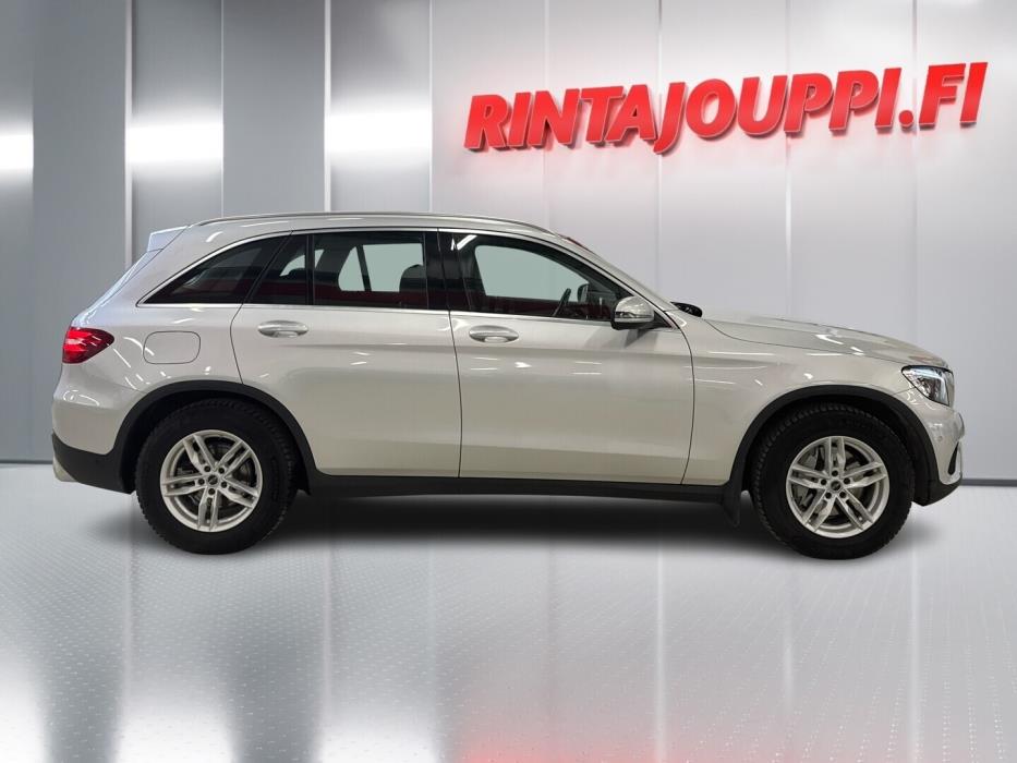 MERCEDES-BENZ GLC 2016