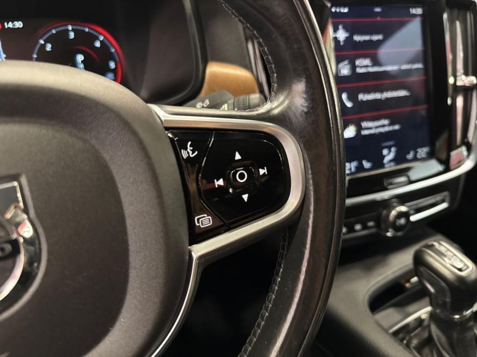 VOLVO S90 2016