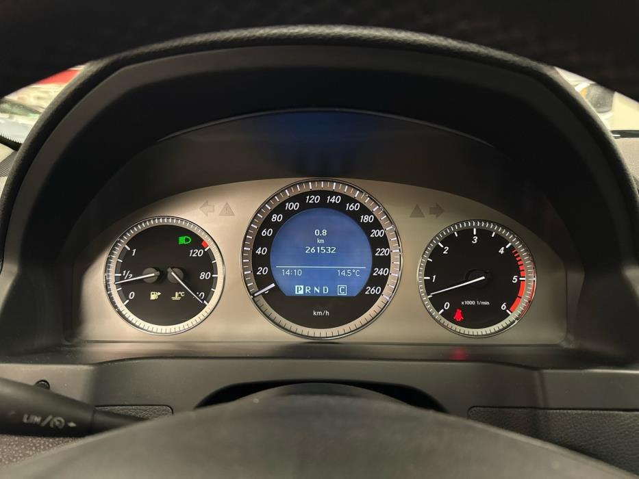 MERCEDES-BENZ C 2009