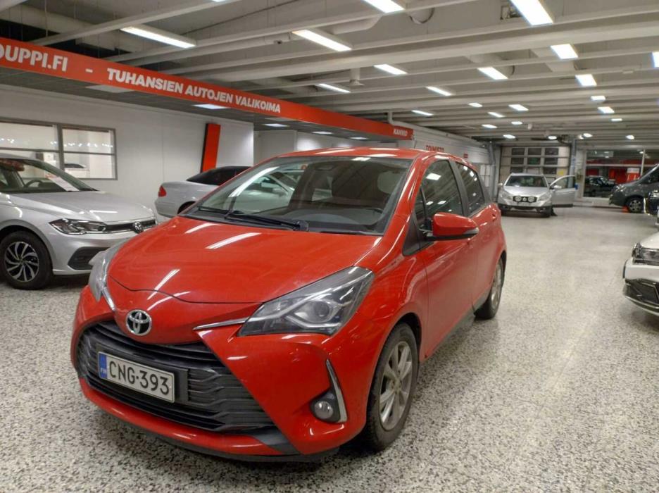 TOYOTA Yaris 2019