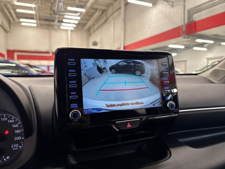 TOYOTA Yaris 2021