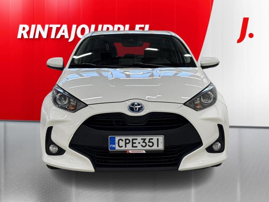 TOYOTA Yaris 2021