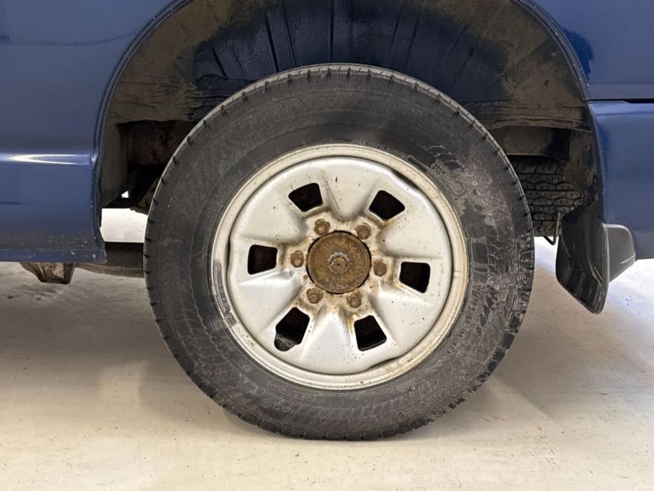 TOYOTA Hiace 2011