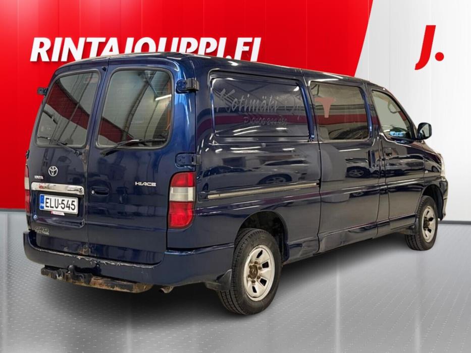 TOYOTA Hiace 2011