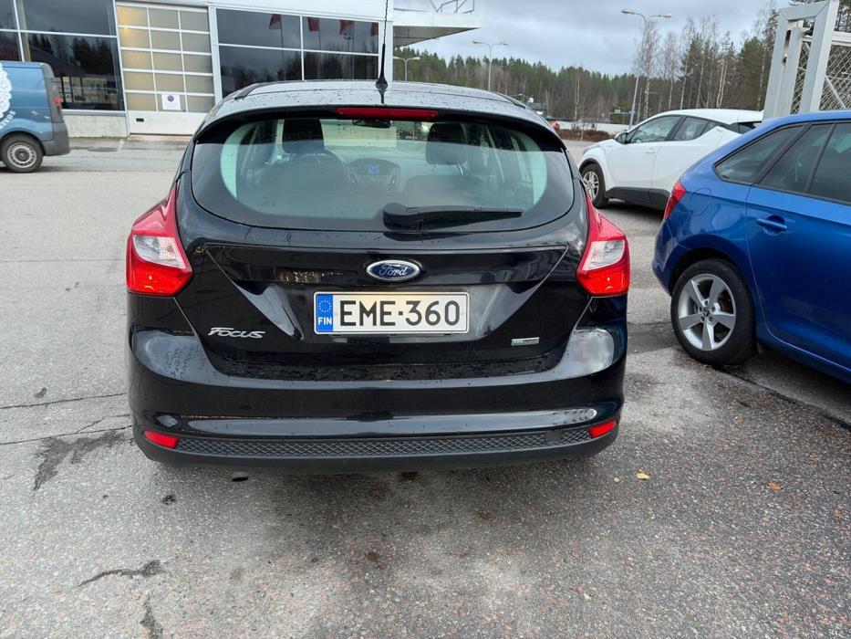 FORD Focus 2012
