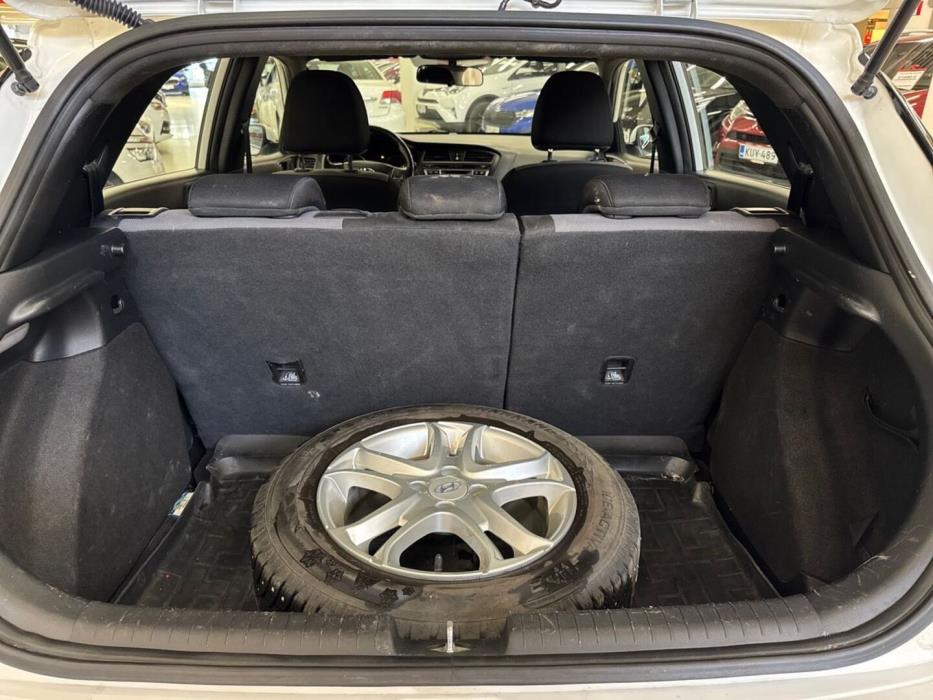 HYUNDAI i20 5d 2018