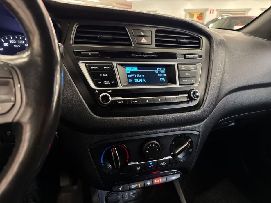 HYUNDAI i20 5d 2018