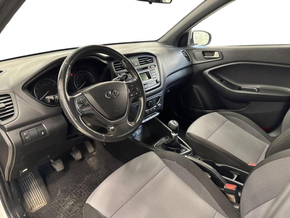 HYUNDAI i20 5d 2018