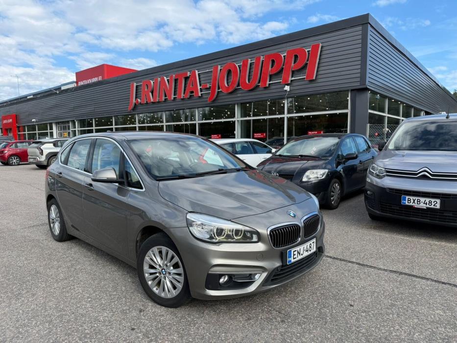 BMW 218 2015