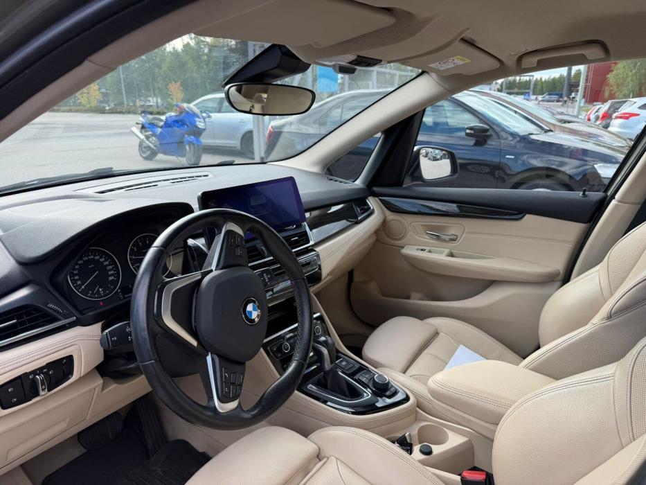 BMW 218 2015