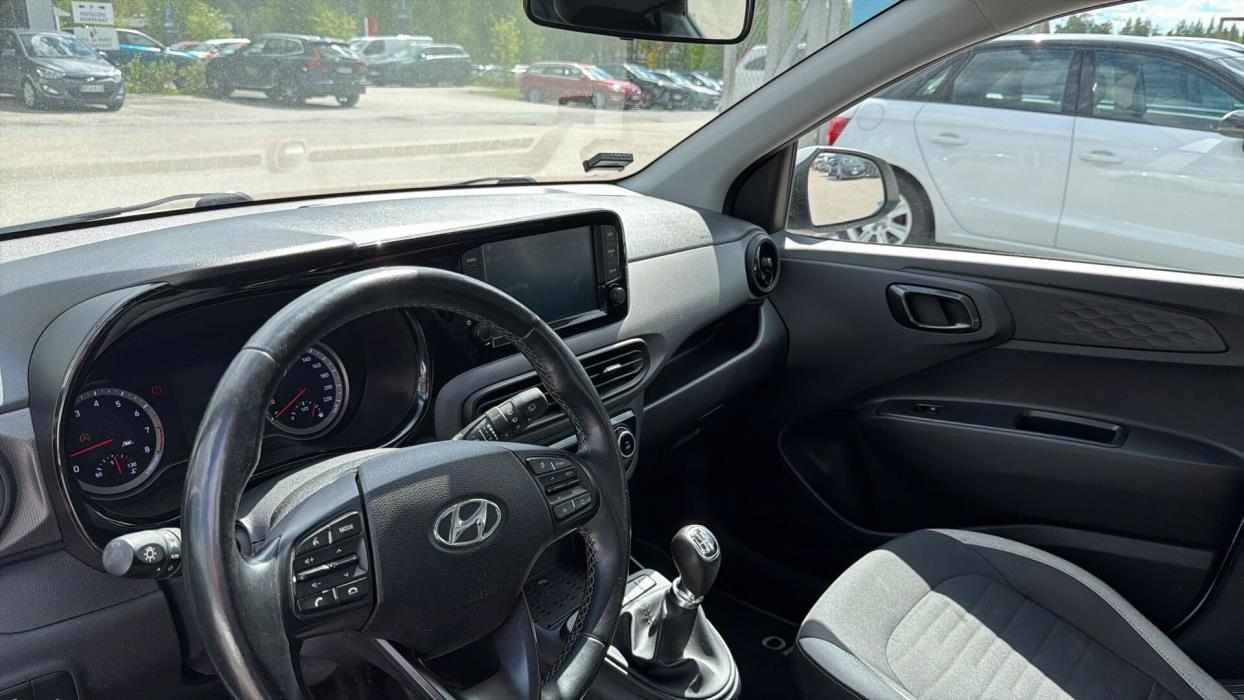 HYUNDAI i10 2021