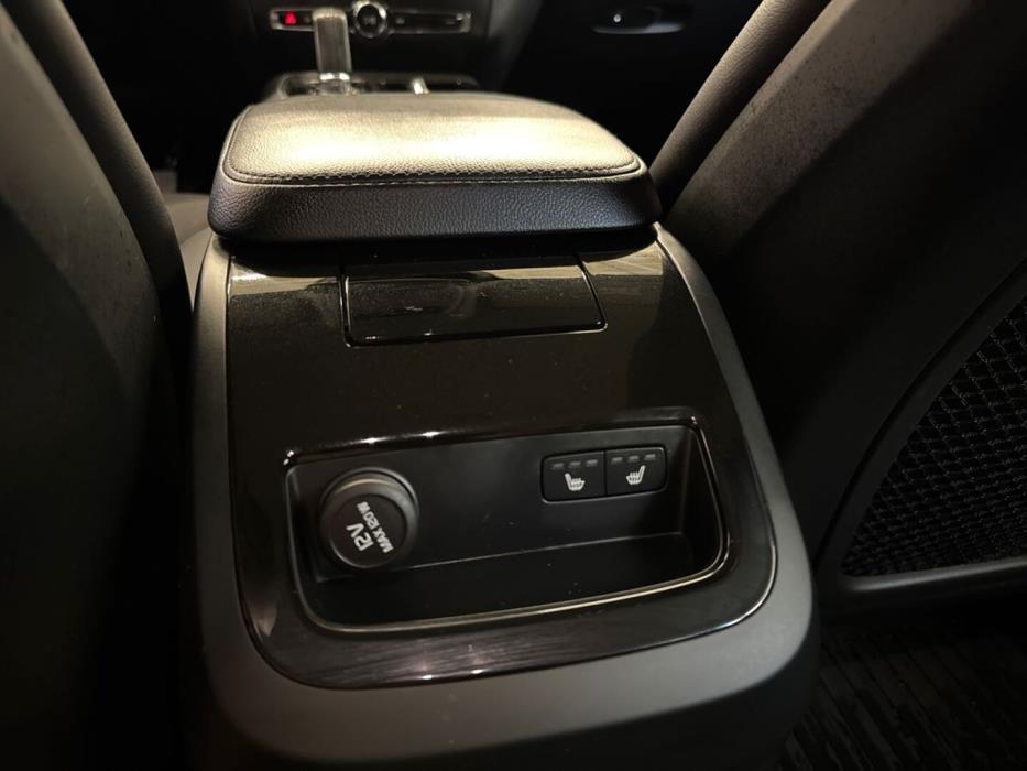 VOLVO V60 2020