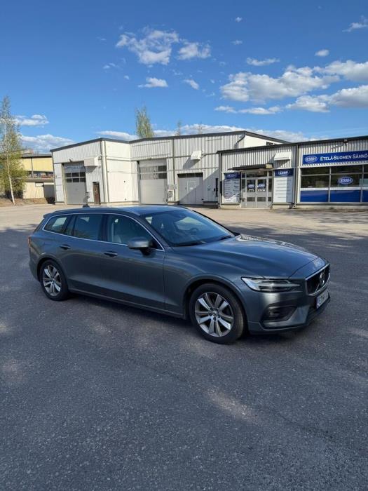 VOLVO V60 2020