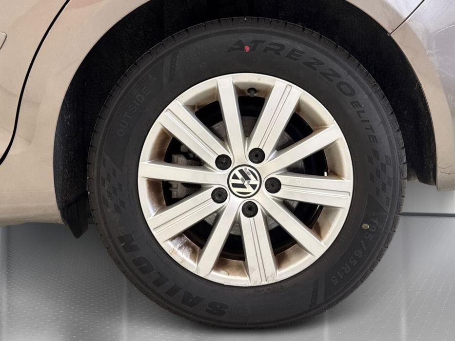 VOLKSWAGEN Golf Plus 2011
