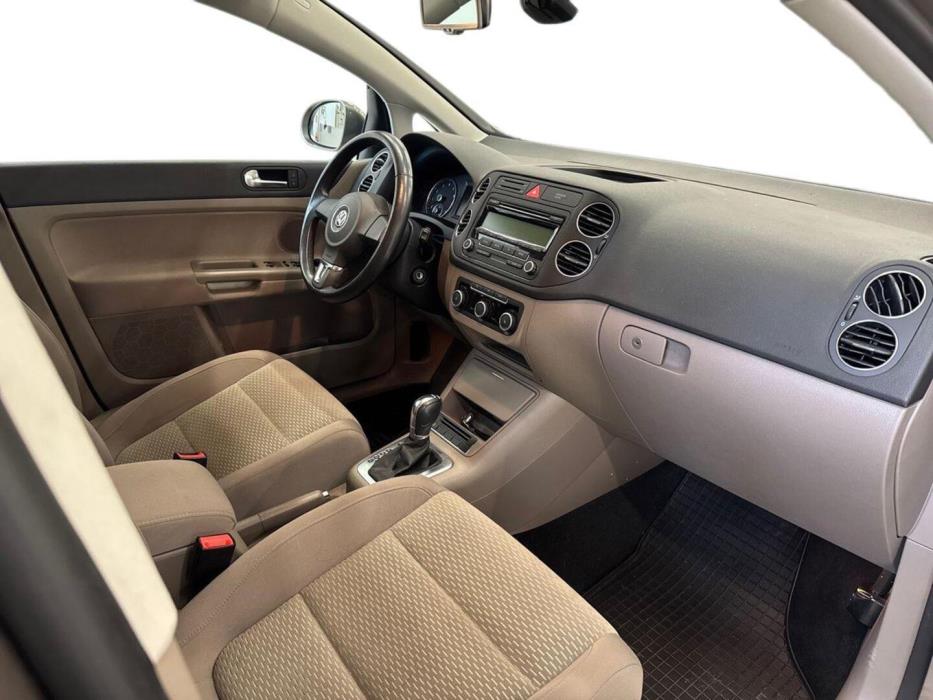 VOLKSWAGEN Golf Plus 2011