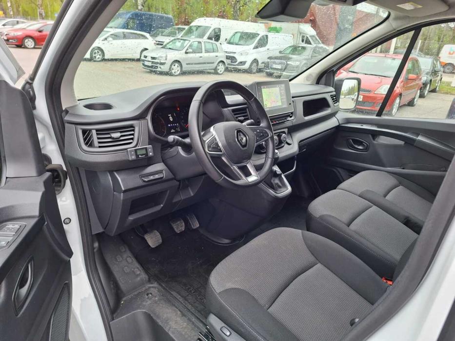RENAULT Trafic 2024
