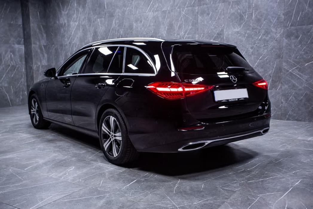 MERCEDES-BENZ C 2023