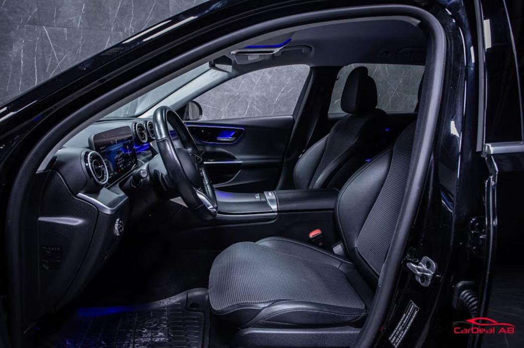 MERCEDES-BENZ C 2023