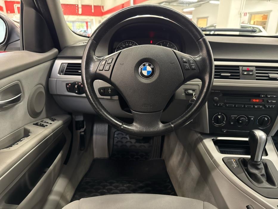 BMW 320 2006