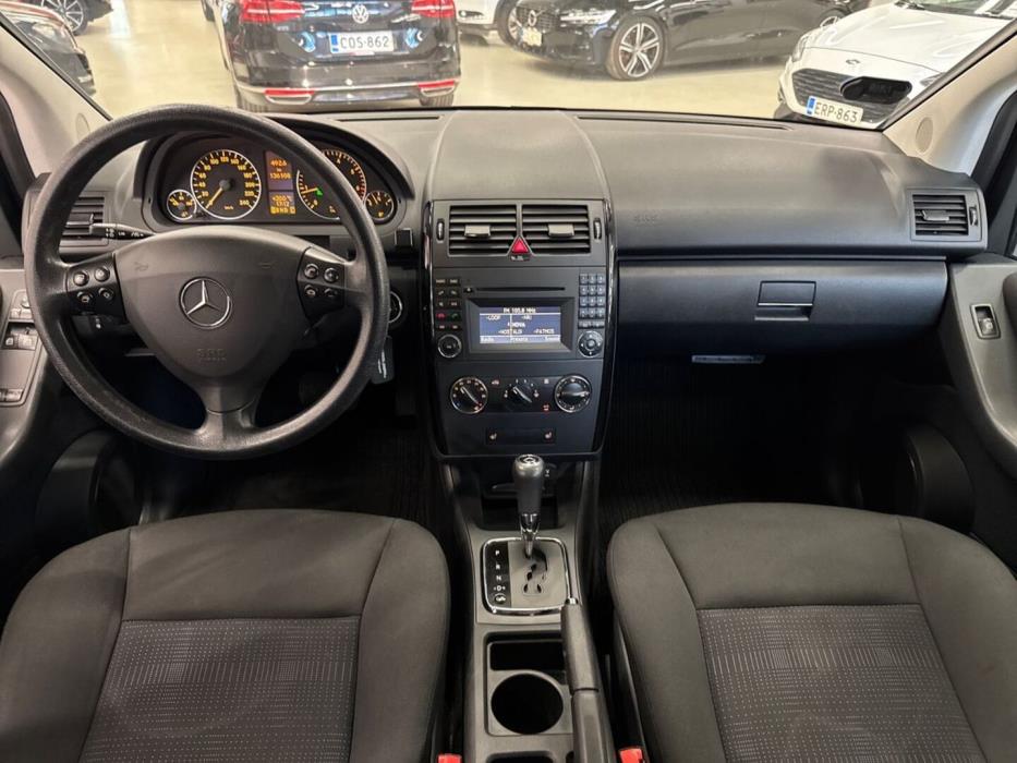 MERCEDES-BENZ A 2009