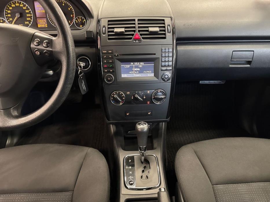 MERCEDES-BENZ A 2009