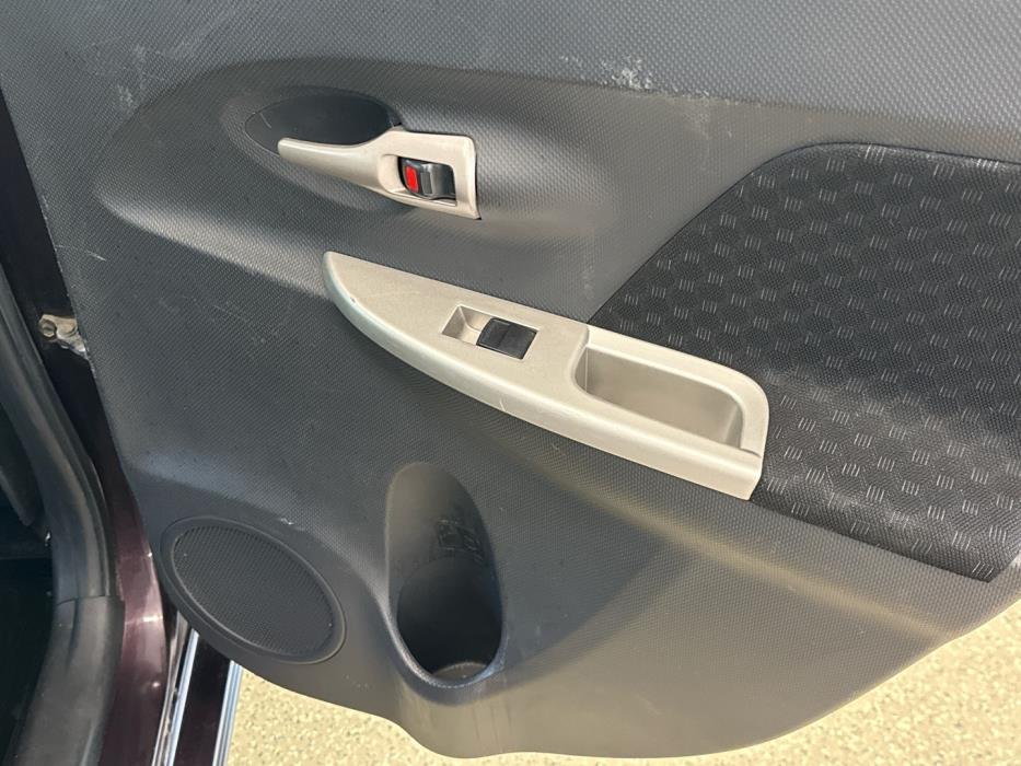 TOYOTA Urban Cruiser 2011