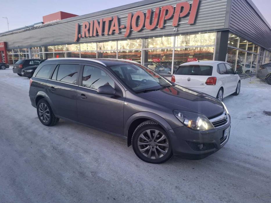 OPEL Astra 2010