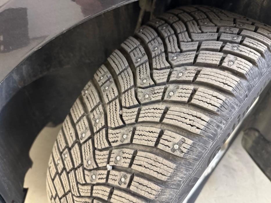 VOLKSWAGEN Passat 2011