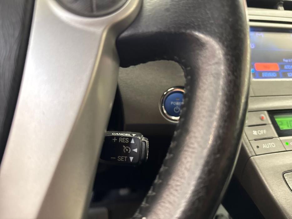 TOYOTA Prius PHEV 2012