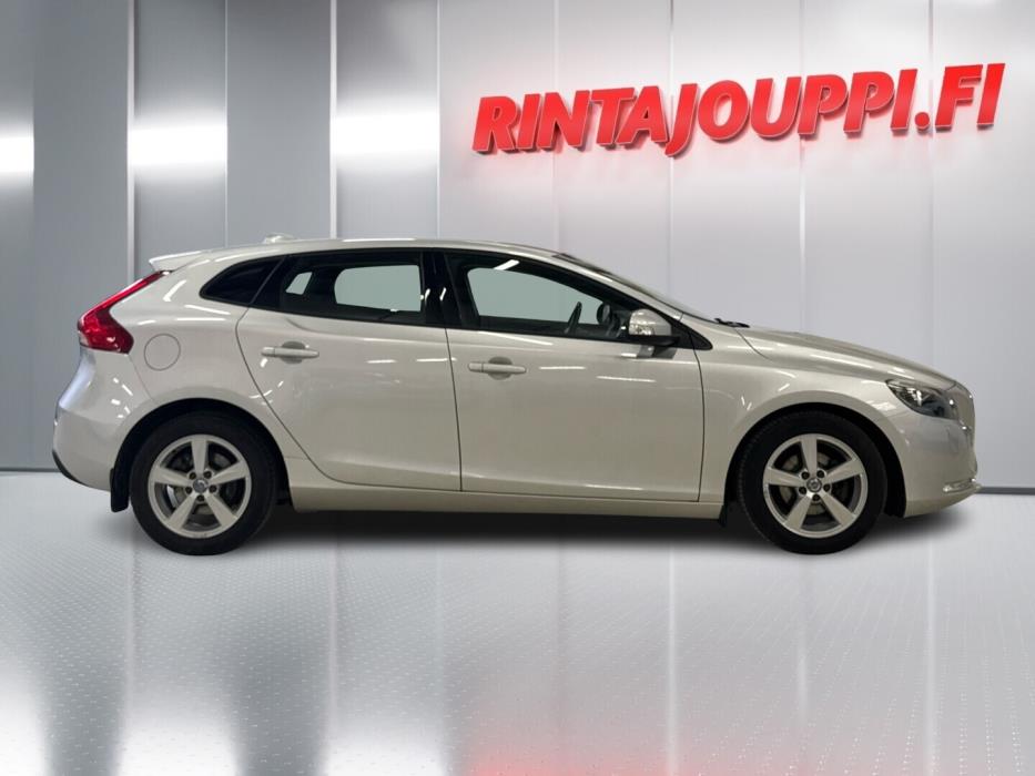 VOLVO V40 2013
