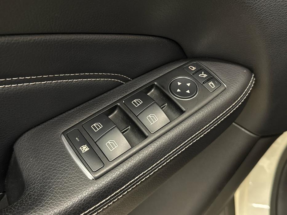 MERCEDES-BENZ ML 2012