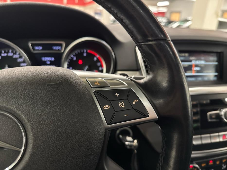 MERCEDES-BENZ ML 2012