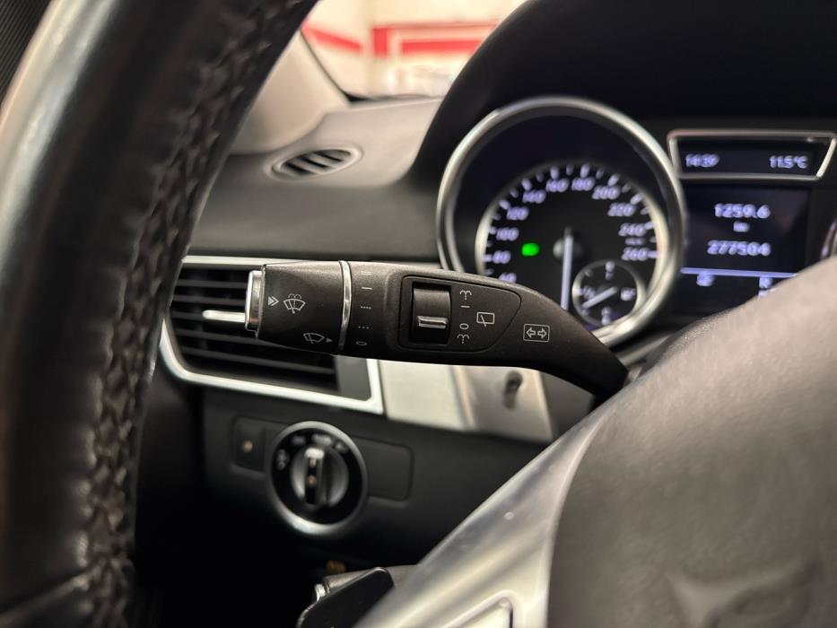 MERCEDES-BENZ ML 2012