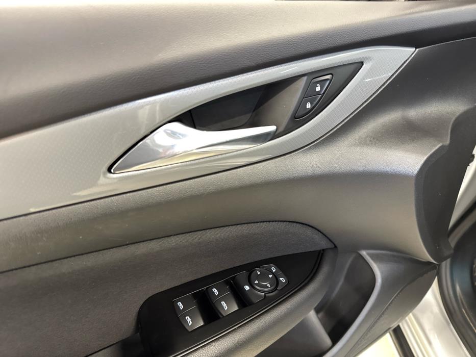 OPEL Insignia 2018