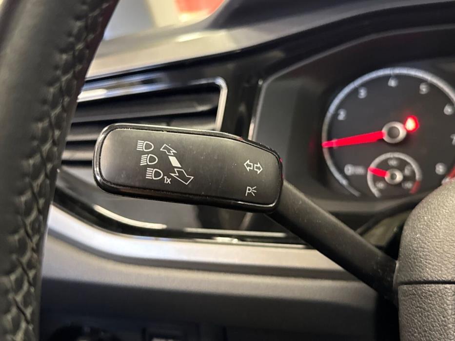 VOLKSWAGEN Polo 2018