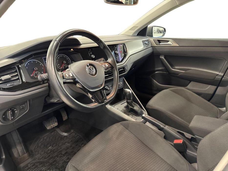 VOLKSWAGEN Polo 2018