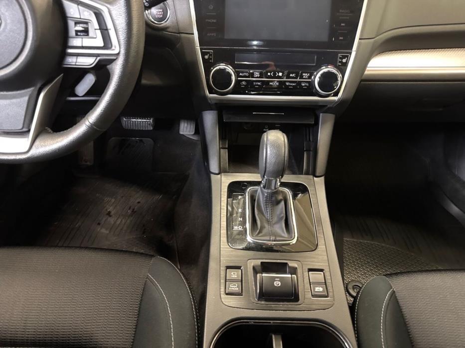 SUBARU Outback 2018