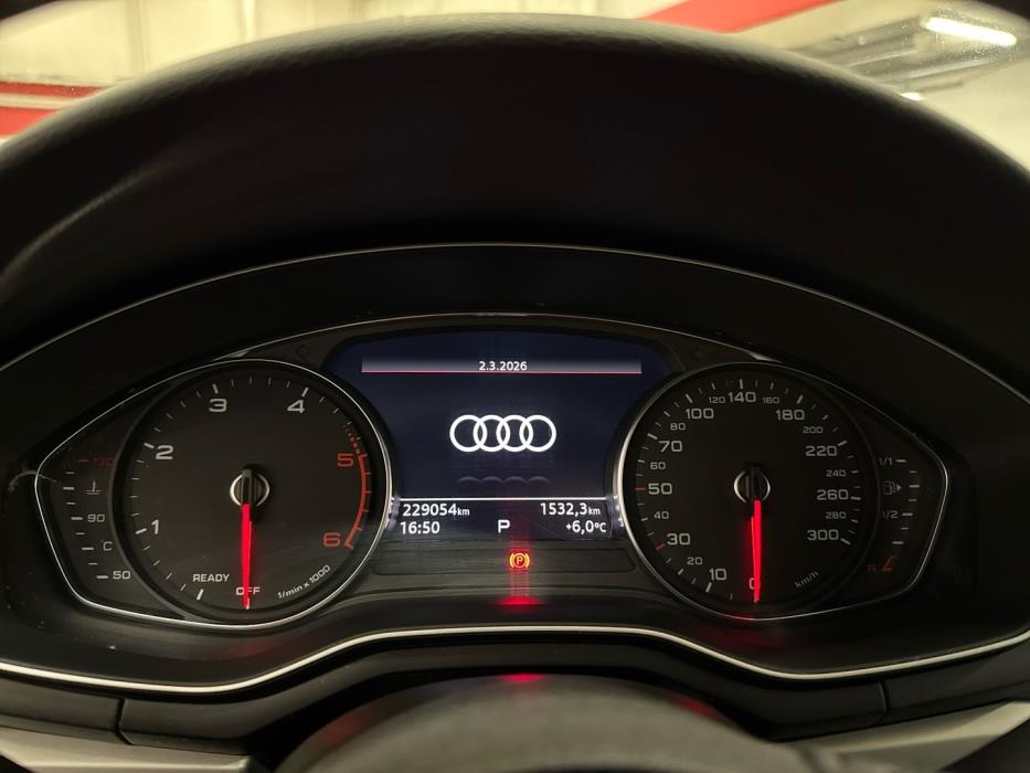 AUDI A4 2020