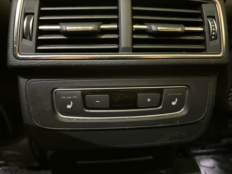 AUDI e-tron 2017