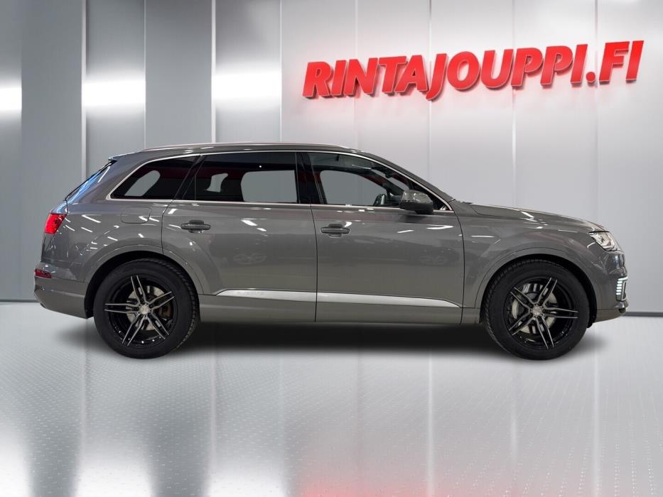AUDI e-tron 2017