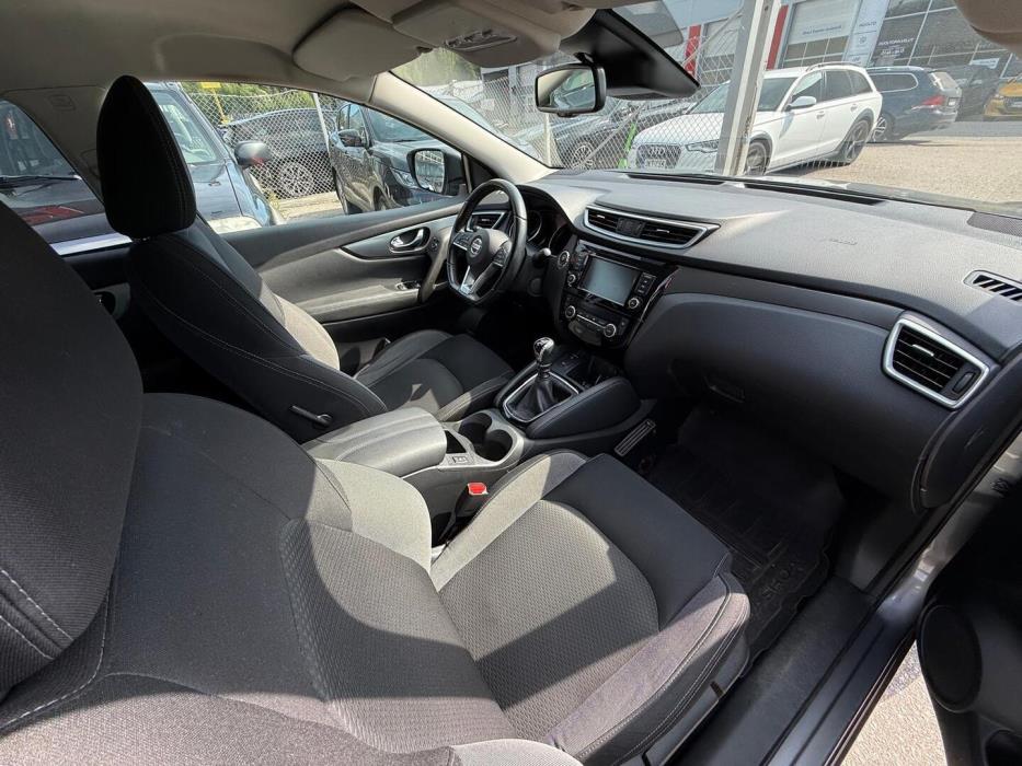 NISSAN Qashqai 2020