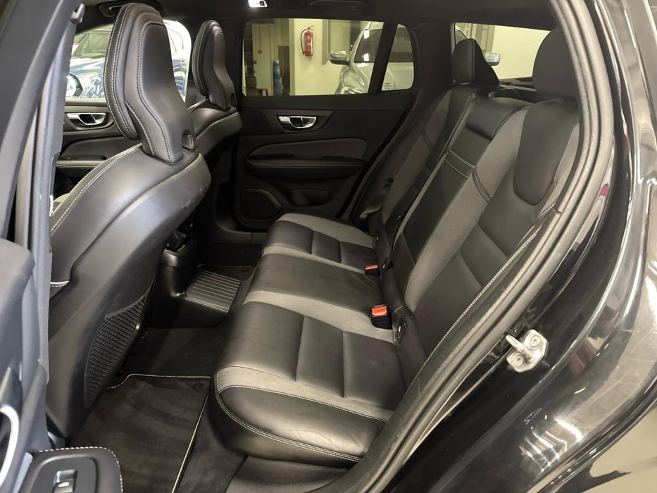 VOLVO V60 2019