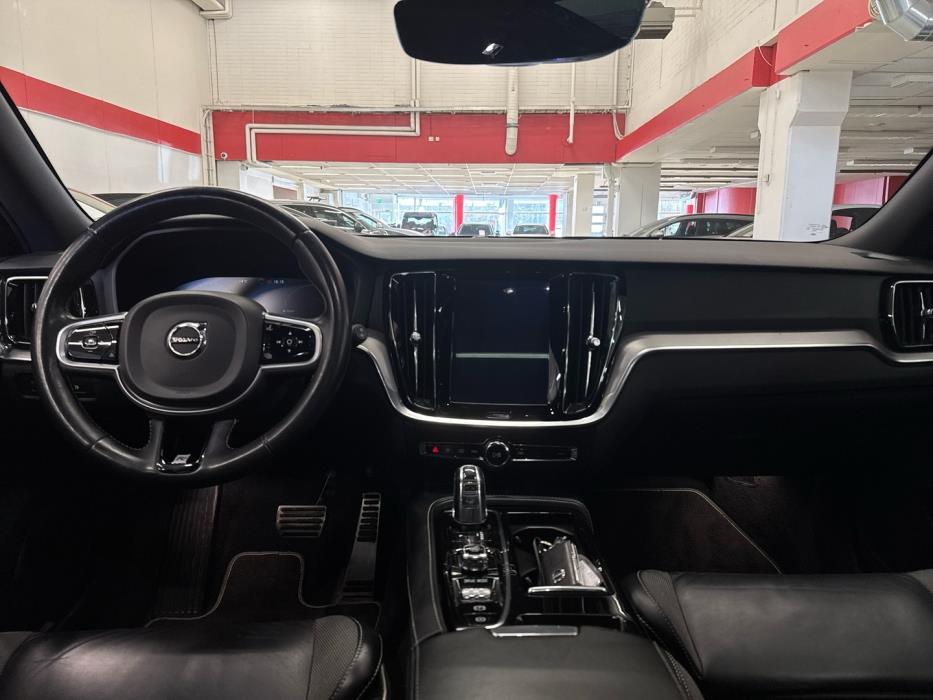 VOLVO V60 2019
