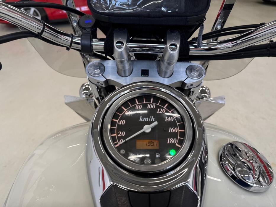 SUZUKI VL 2006