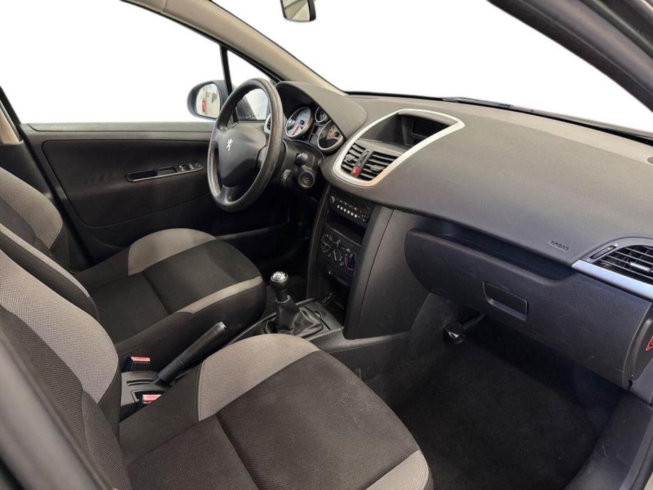 PEUGEOT 207 2008