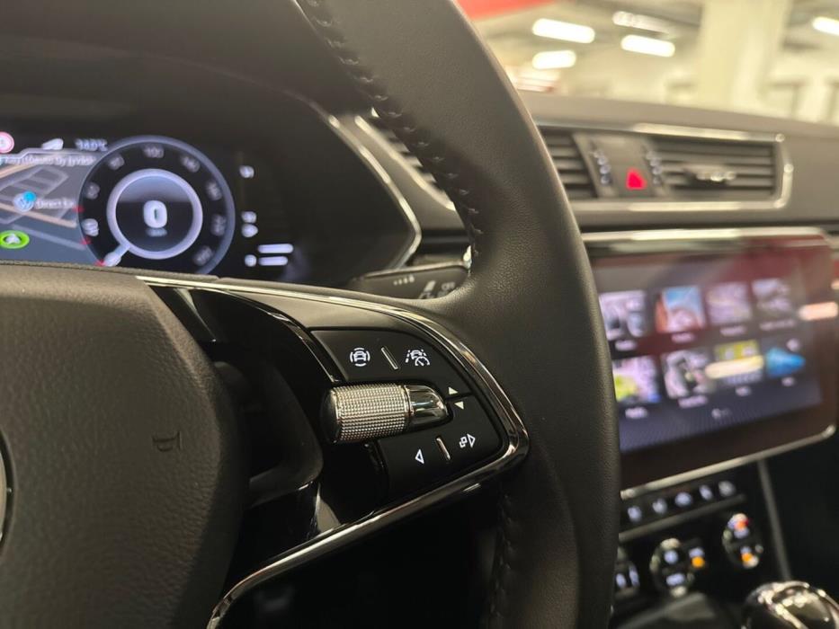 SKODA Superb 2021