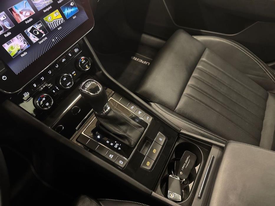 SKODA Superb 2021