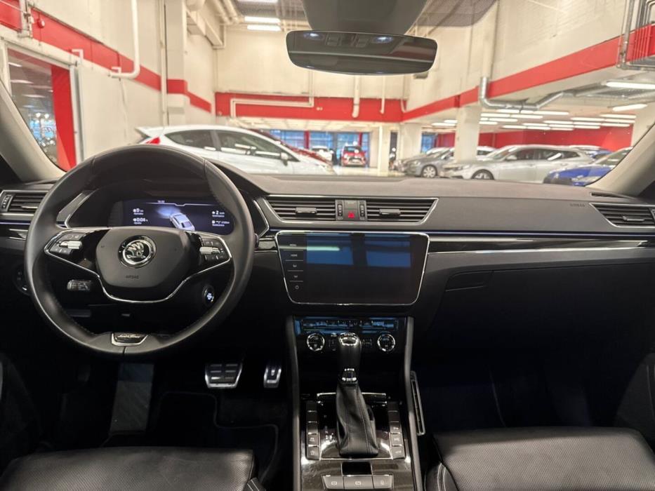 SKODA Superb 2021