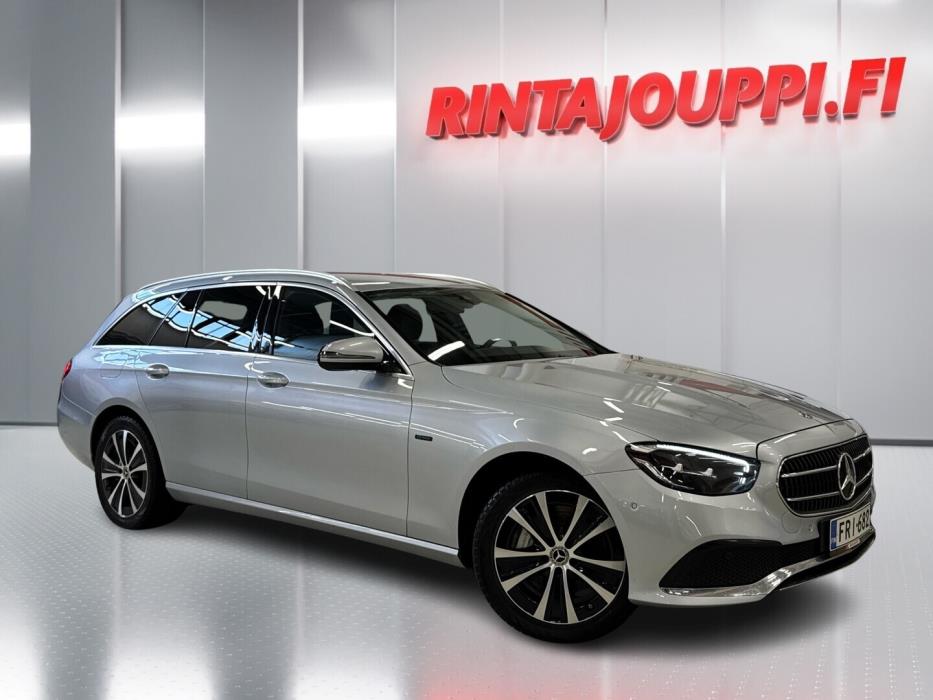 MERCEDES-BENZ E 2021