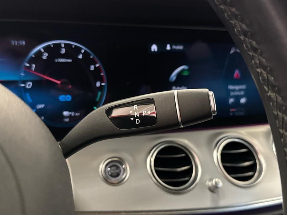 MERCEDES-BENZ E 2021